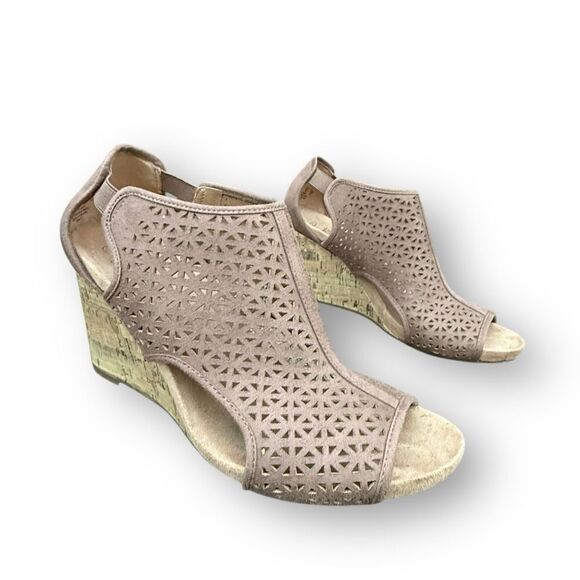Life Stride Hinx Wedge Booties Sandals Cork Heeled Neutral Shoes Women's 9 W - Picture 1 of 13